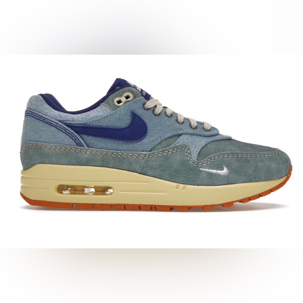 Brand new! Size 5 in men.